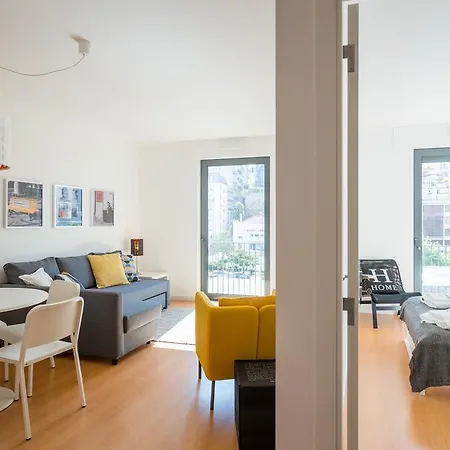 Flh Martim Moniz Castle View Flat Lisbona