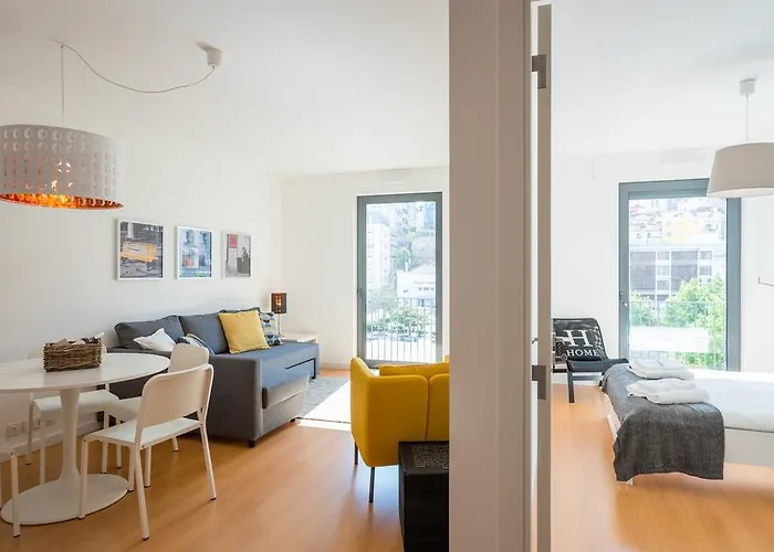 Flh Martim Moniz Castle View Flat Лісабон